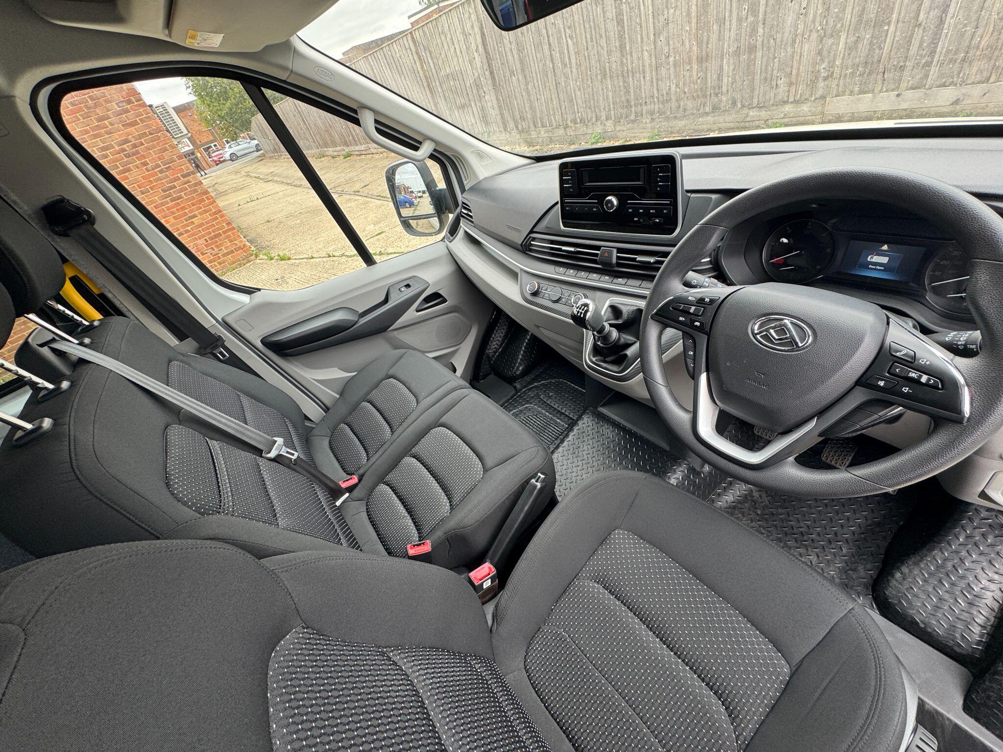 Maxus Deliver 9 image 10